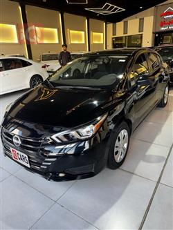 نيسان فيرسا